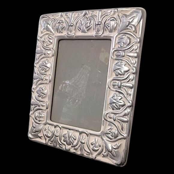 Ornate Picture Frame Ceramic Silver White Wash Detail 5x7 Victorian Deco Style - Picture 14 of 16